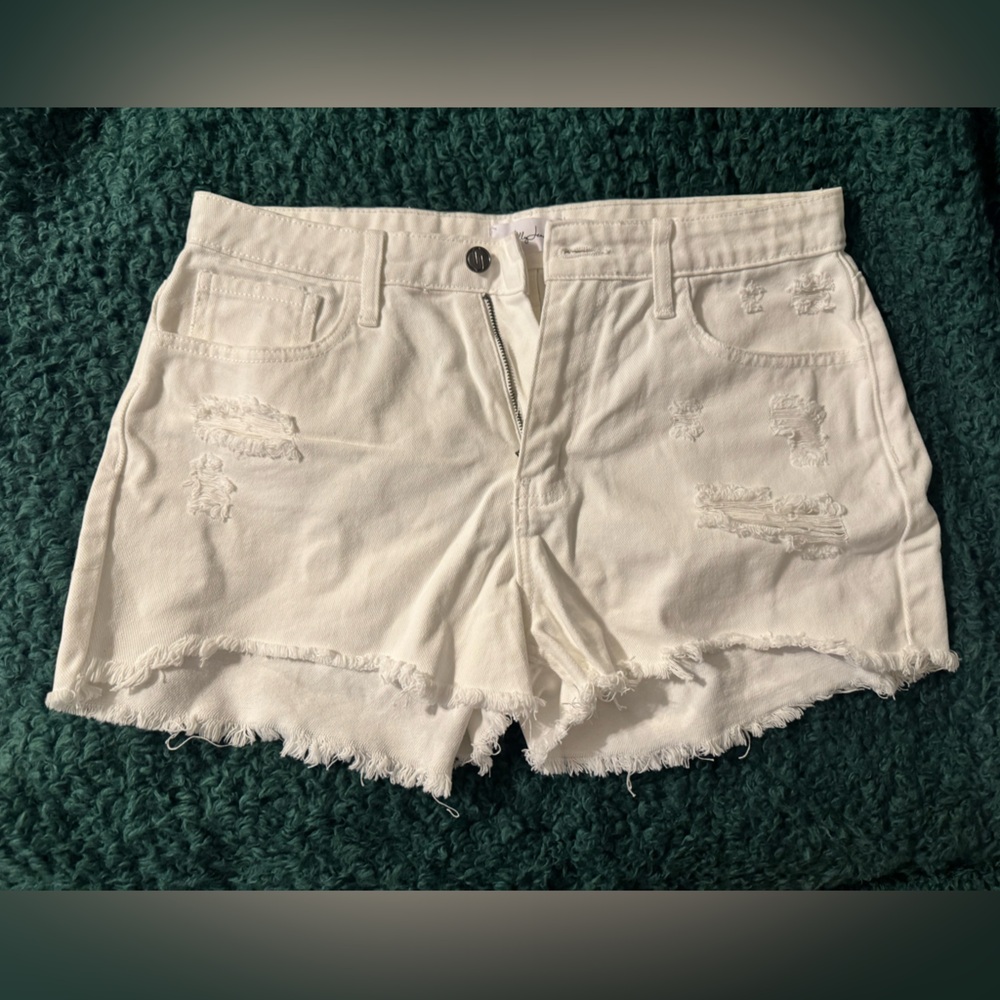 Women’s Destroyed Shorts NWOT